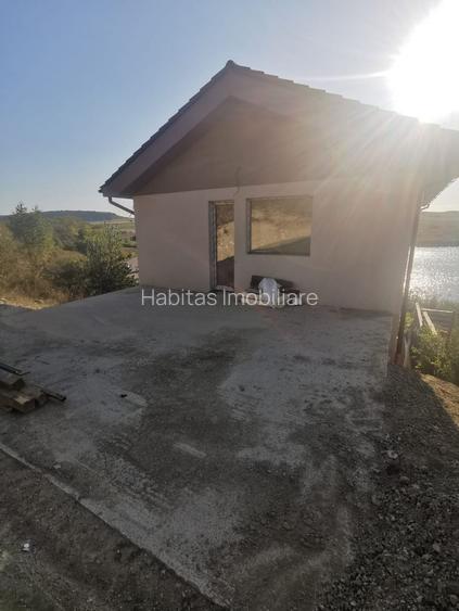 Casa individuala cu terasa,panorama spre lac, garaj, teren 300mp - 4