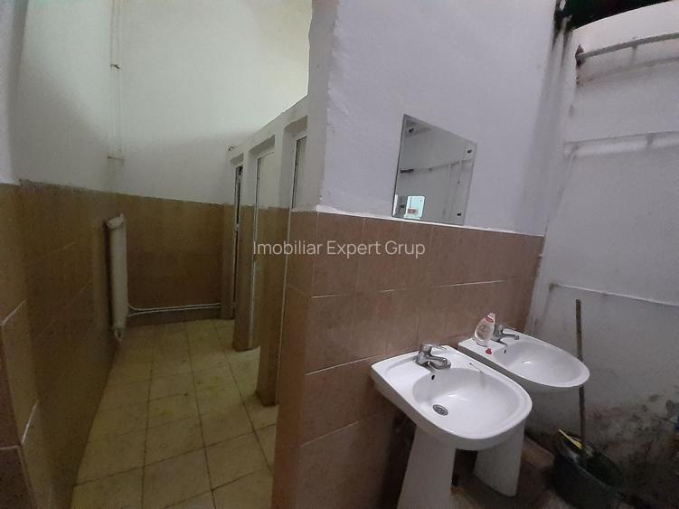 Zona metrou Republica - hala cu temperatura controlata - 16