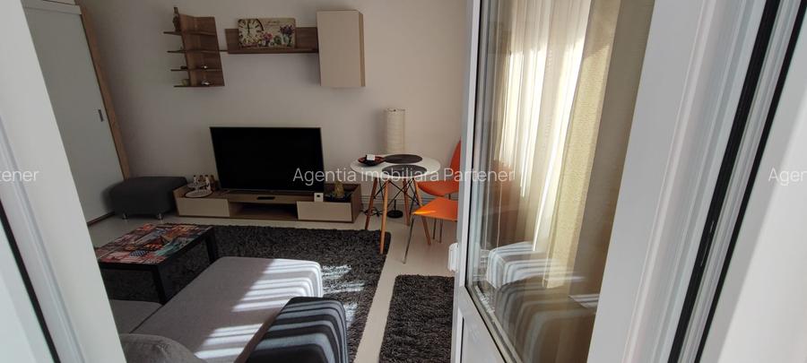 Garsonieră Gavana 2 , RENOVATĂ / Centrală , mobilată / utilată ! - 5