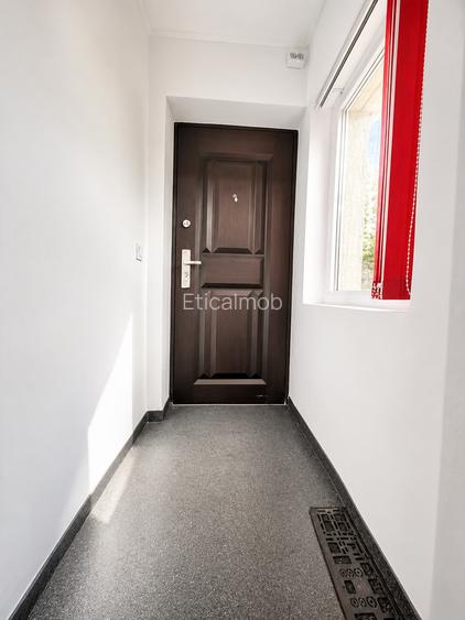 SPAȚIU COMERCIAL / BIROU DE ÎNCHIRIAT - 3