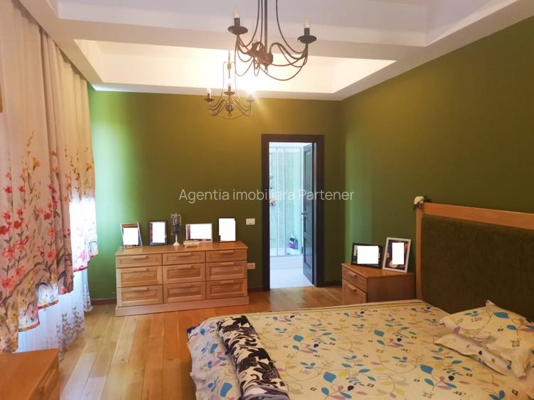 Vila Trivale - Montanstar, teren 1.750mp, piscina, mobilata - 11