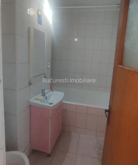 1 Decembrie 1918 metrou Ozana, BL. REABILITAT,3/10,decomandat,balcon,renovat. - 3