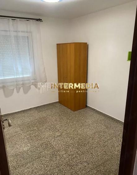 Închiriez apartament 3 camere , BLV Transilvaniei - 4