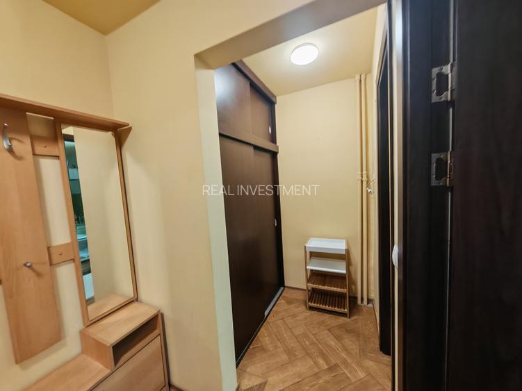 Garsoniera decomandata mobilata utilata KM 4-5 - 8