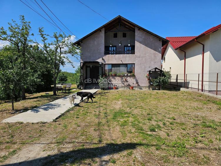 Casă eficientă energetic, cu panouri solare, într-o zonă liniștită – Sacueni, ie - 19