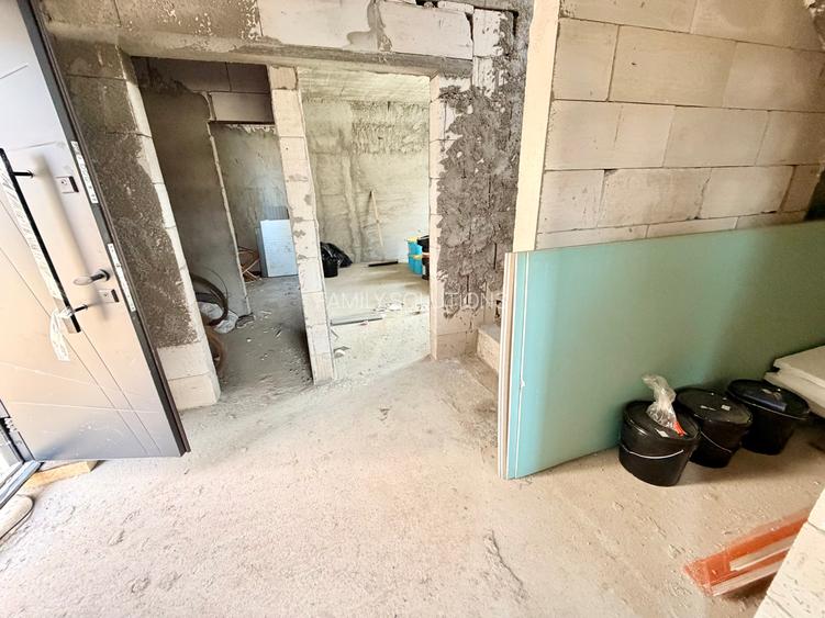 Casa P+1+M. Constructie noua. Strada asfaltata - 8