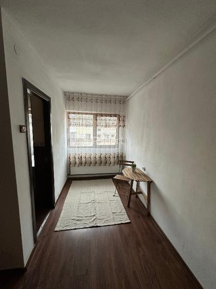 Vand garsoniera cf 1, strada 9 Mai, Tg-Jiu - 2