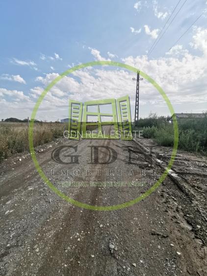 Teren intravilan de vanzare in Osorhei, 5.840 mp, cu front 3 fronturi stradale. - 5