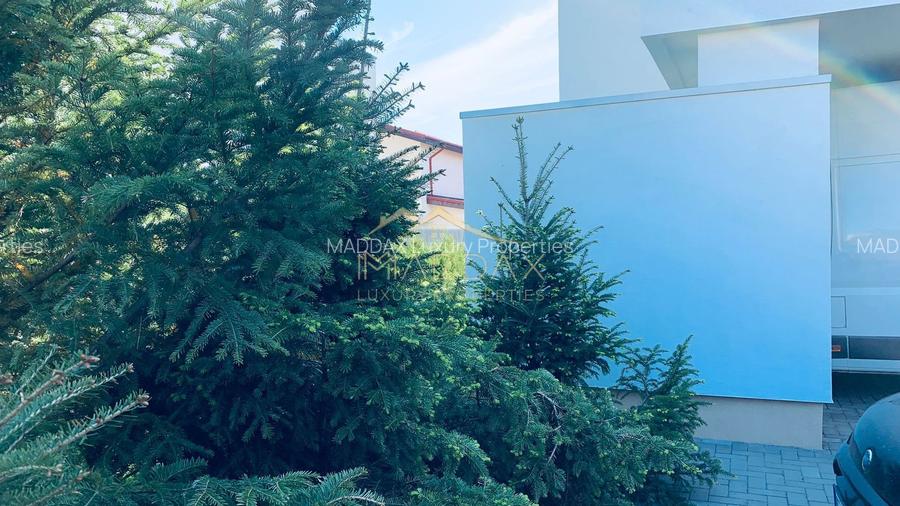 Vila cu 5 camere *200mp* + Teren *300* / 3 locuri de parcare // Pipera - 19