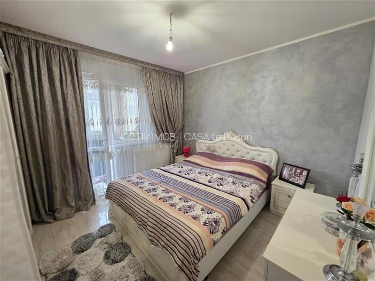 3 Camere - loc parcare - Corvaris Residence 21 - Aparatorii Patriei - 11