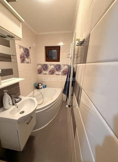 De vanzare – Apartament 3 camere, Tomis Nord - 5