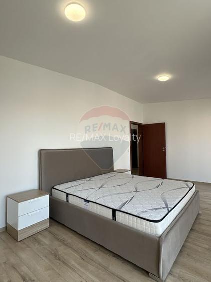 La inchiriat apartament 3 camere si parcare in Voluntari - 34