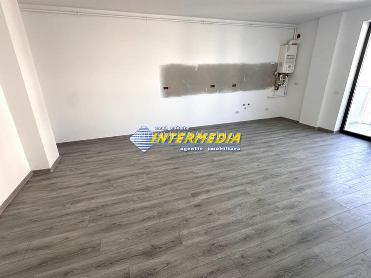 Apartament 3 camere  | 1 Baie | 1 Balcon | 60 mp. | Bloc NOU | Lift  | Central I - 7