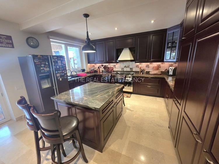 Vilă excepțională cu lift, piscina și teren de 1000 mp | VOLUNTARI - 6