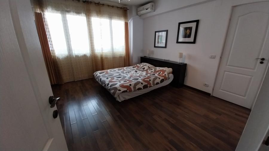 Garsonieră la intrarea parcului Cișmigiu - 8