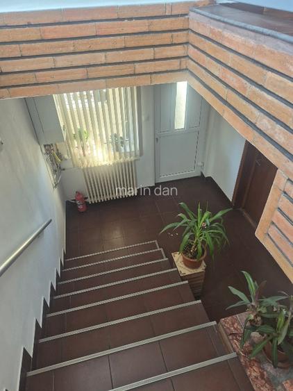 🏡 Casă de vânzare – Zonă Delfinariu, locație excelentă, ideală pentru locuit sa - 6