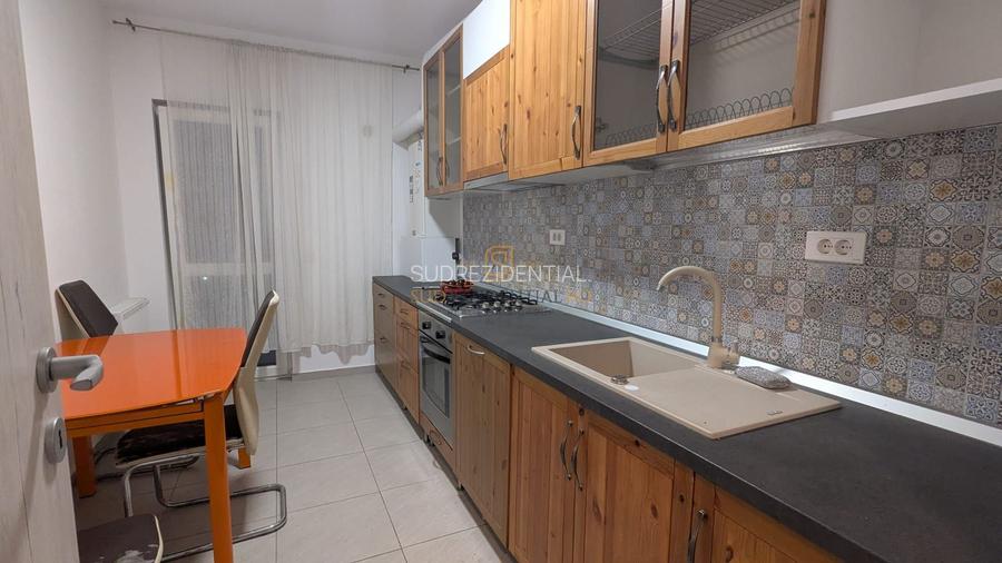 Apartament cu 2 camere de inchiriat, Grand Kristal Residence, Sector 4 - 5