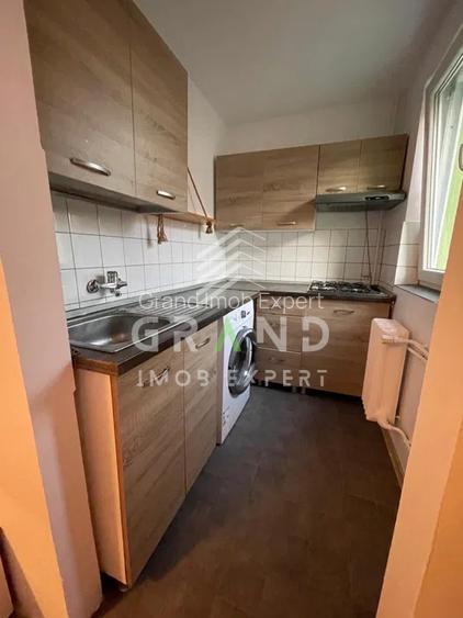 2 camere semidecomandate | Gheorgheni–str.Lăcrămioarelor | Etaj intermediar - 6