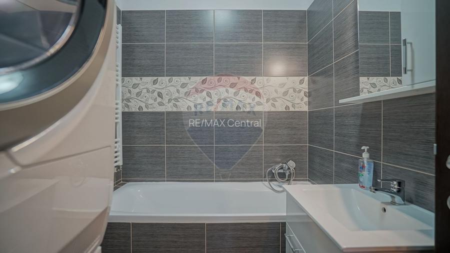 Apartament spațios, terasă proprie, Tractorul, Brașov - 19