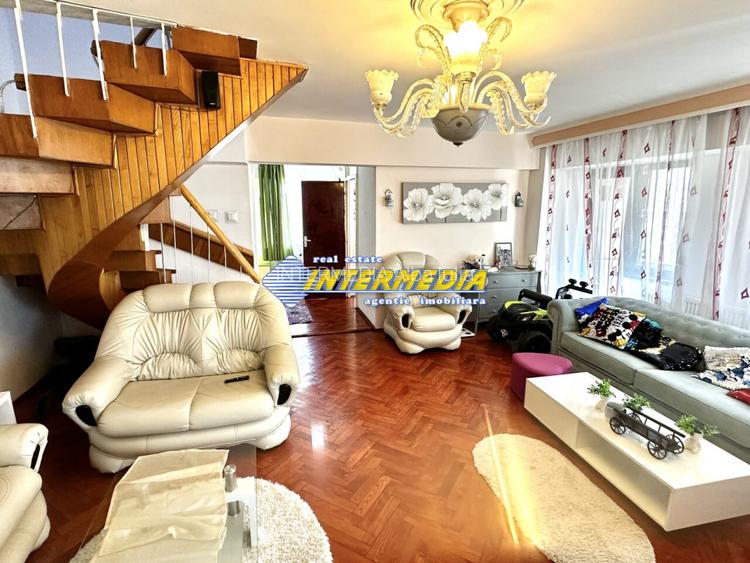 Apartament cu 3 camere decomandat de vanzare ultracentral  mobilat - 20