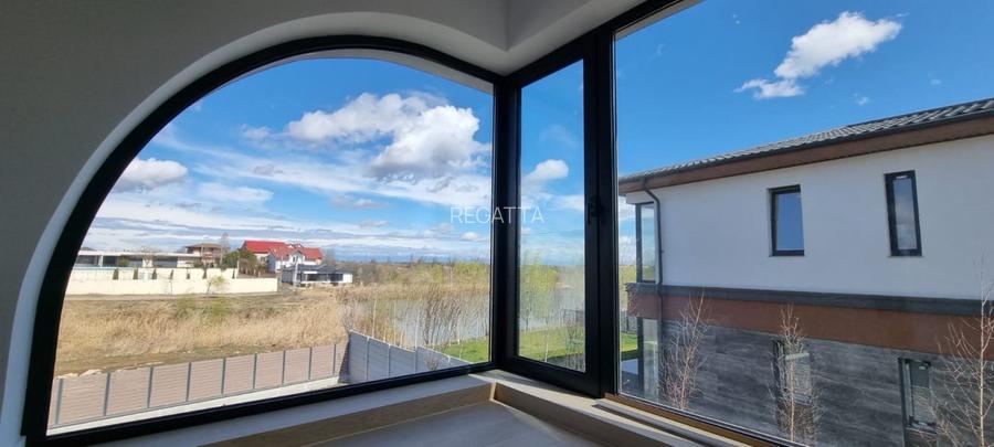 Vila Lux cu vedere la LAGUNA ALBASTRA - 47