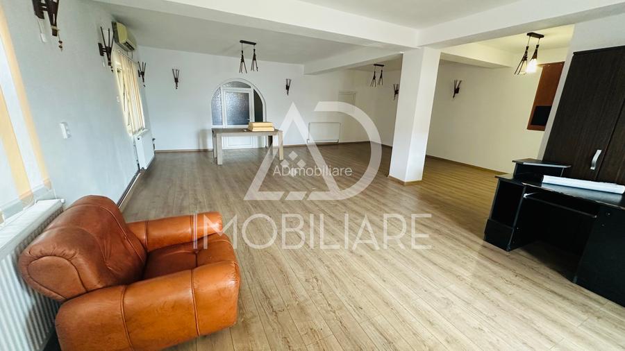 Vânzare teren intravilan + imobile situate pe Calea București - 11