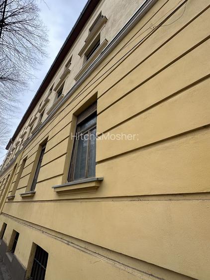 De inchiriat imobil, dispus central urbei, Arad - 11