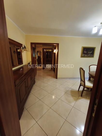 Închiriere apartament 4 camere decomandat + garaj - 22