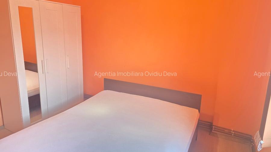 Inchiriez apartament 2 camere decomandat in Deva, zona ultracentrala Bdl Decebal - 10