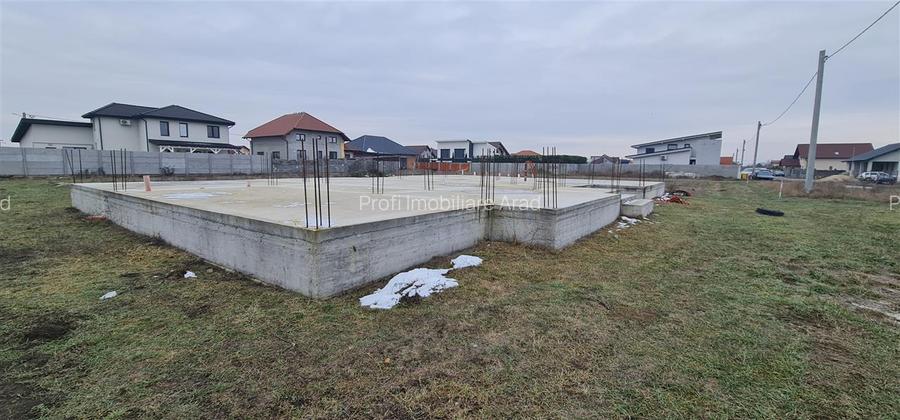 Teren -Fundatie pt. Casa noua Parter 228mp in constructie -Livada - 9