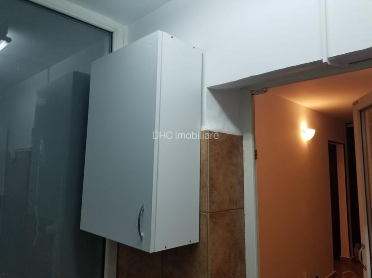 2 camere spatios  zona Rahova cu 2 balcoane - 11