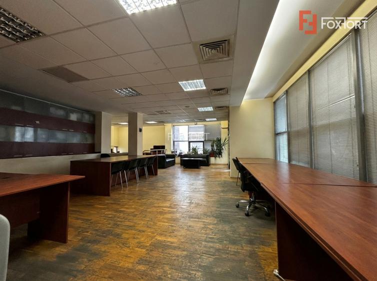 De inchiriat spatii birouri (SAD) in Complexul Studentesc, 180 mp utili - 3