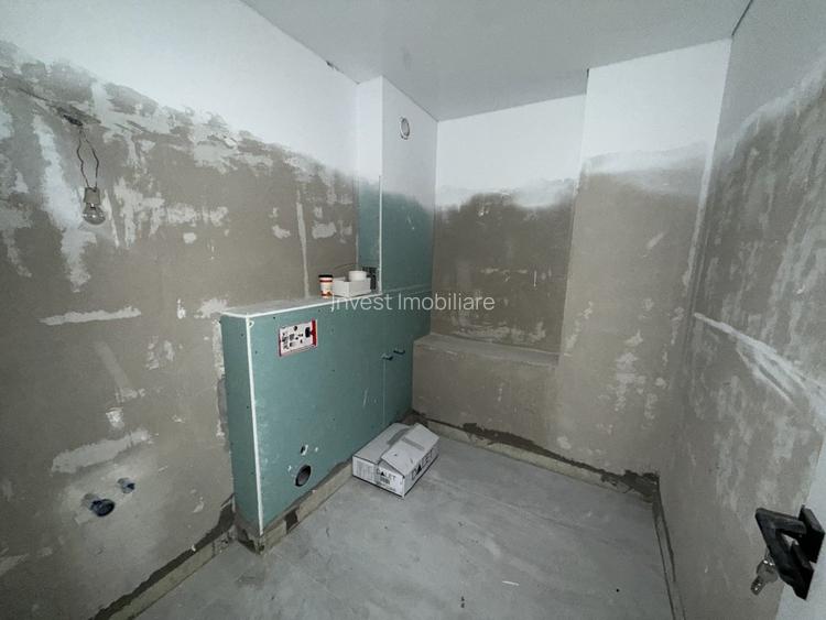 APARTAMENT 3 CAMERE , NICOLINA , DECOMANDAT , ETAJ INTERMEDIAR - 11