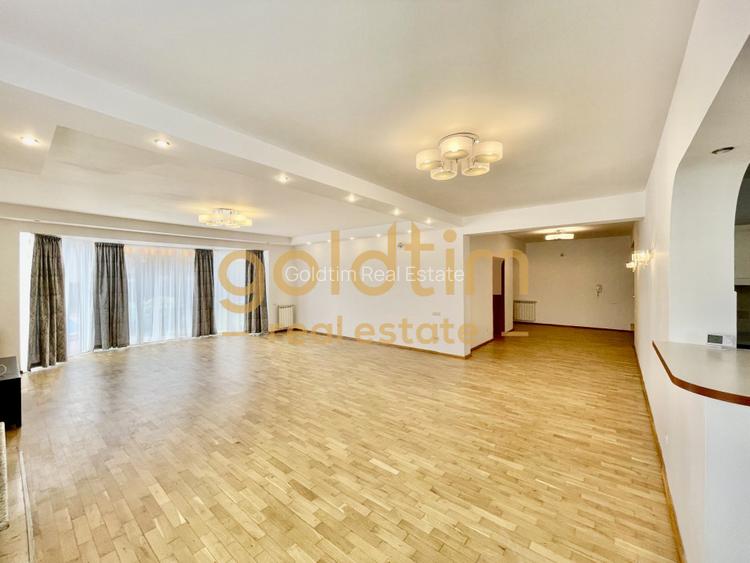 VILA INDIVIDUALA/PISCINA/ GARAJ - 34