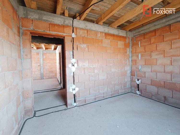 Apartament cu 3 camere 72 mp cu gradina 100 mp in Giroc - V2809 - 9