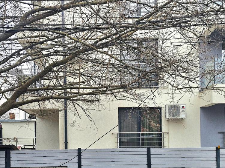 Inchiriere 2 camere decomandate cu centrală proprie, AC – metrou Laminorului - 16