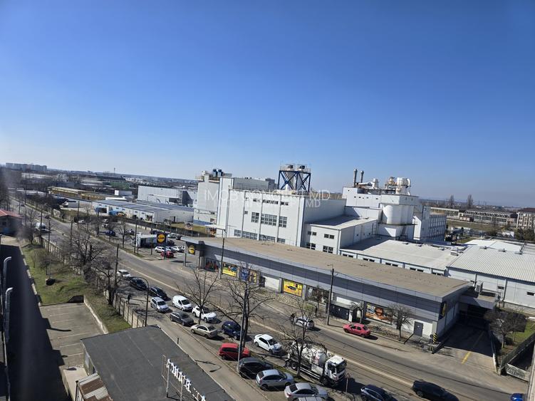 VANZARE APARTAMENT 4 CAMERE zona REUBLICII-NORD - 17