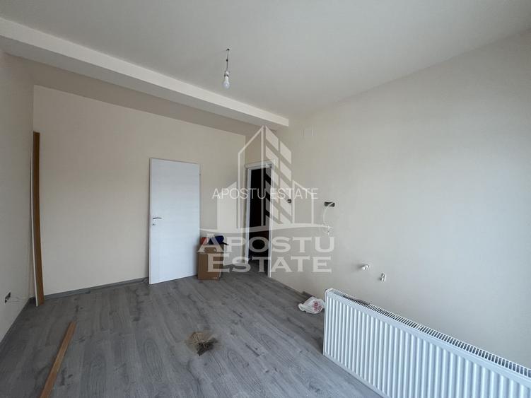 Vila cu poziție excelentă atât ptr locuit cat și ptr sediu firma - 10