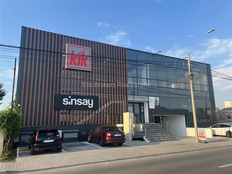 Vanzare centru comercial Otopeni, randament net 8%, constructie noua - 2