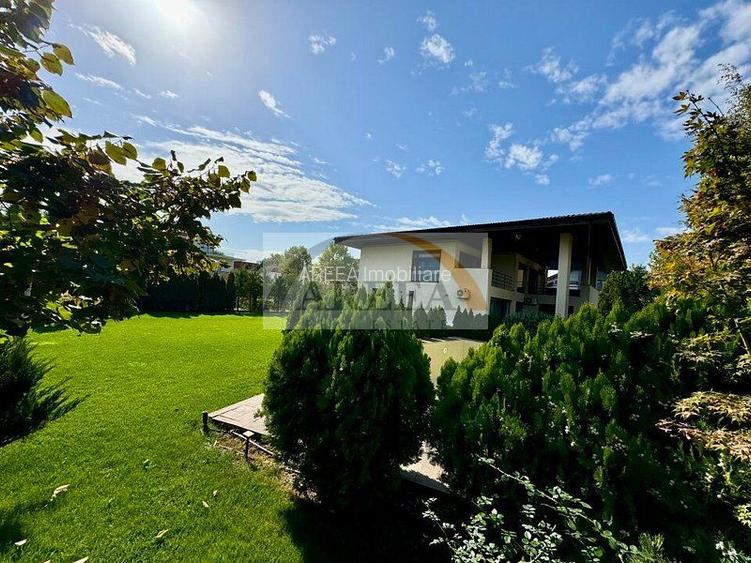 Vila lux de vanzare in cel mai dorit complex din Erou Iancu Nicolae-locatie rara - 32