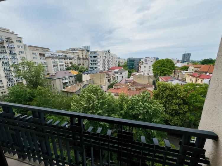 Apartament 3 camere Str. Traian colt cu Bdul. Unirii - 6