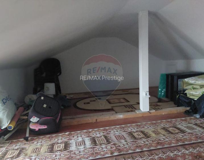 Casă / Vilă cu 10 camere de vânzare în zona Central - 18