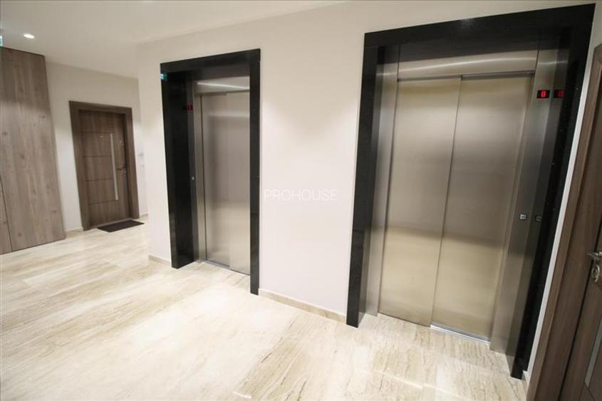 Bloc nou - langa Universitatea Bacovia - 2 camere - mobilat si utilat nou - 14