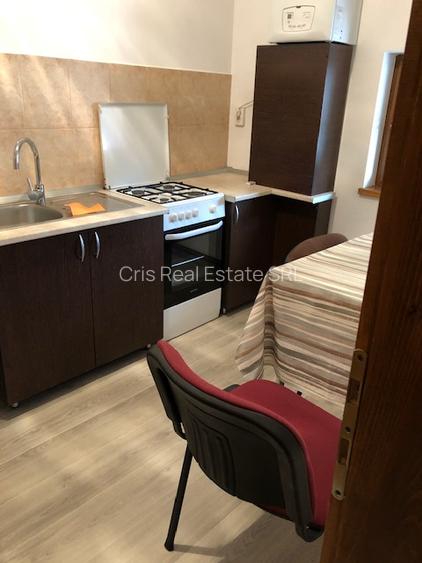 Chirie ap.1 camera , decomandat, amenajat-zona Lic.Unirea-la 10 min de UMF - 9