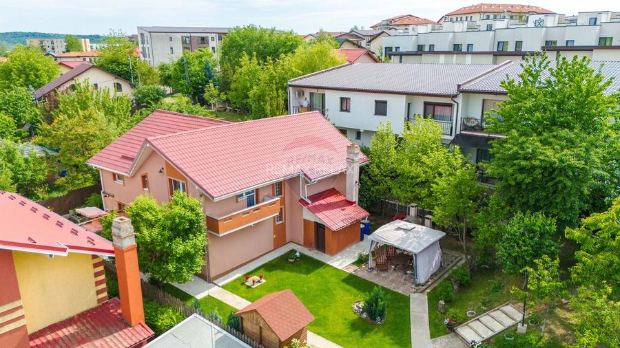 Casă / Vilă de Vânzare 200mp Teren 870mp Str. Soarelui - Valea Lupului - 27