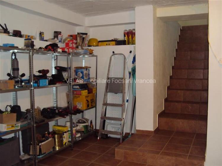 Vila Focsani, S+P+M, mobilata si utilata, CT si anexa - 16