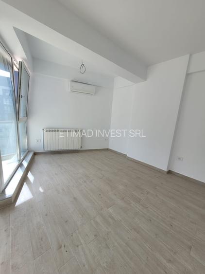 COMISION 0! SUPER PRET - STUDIO  FINALIZAT 45.80 MP - ACCES PISCINA - 67900 E - 19