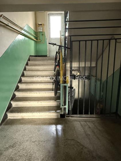 Apartament 3 camere 60 mp etaj 2 - Campina ,langa OMV - 23