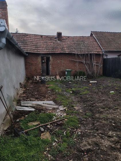 Vand casa cu 2 camere, 400 mp teren, Sebes - 2