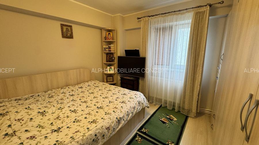 Casă de Cultură apartament decomandat 4 camere - 16